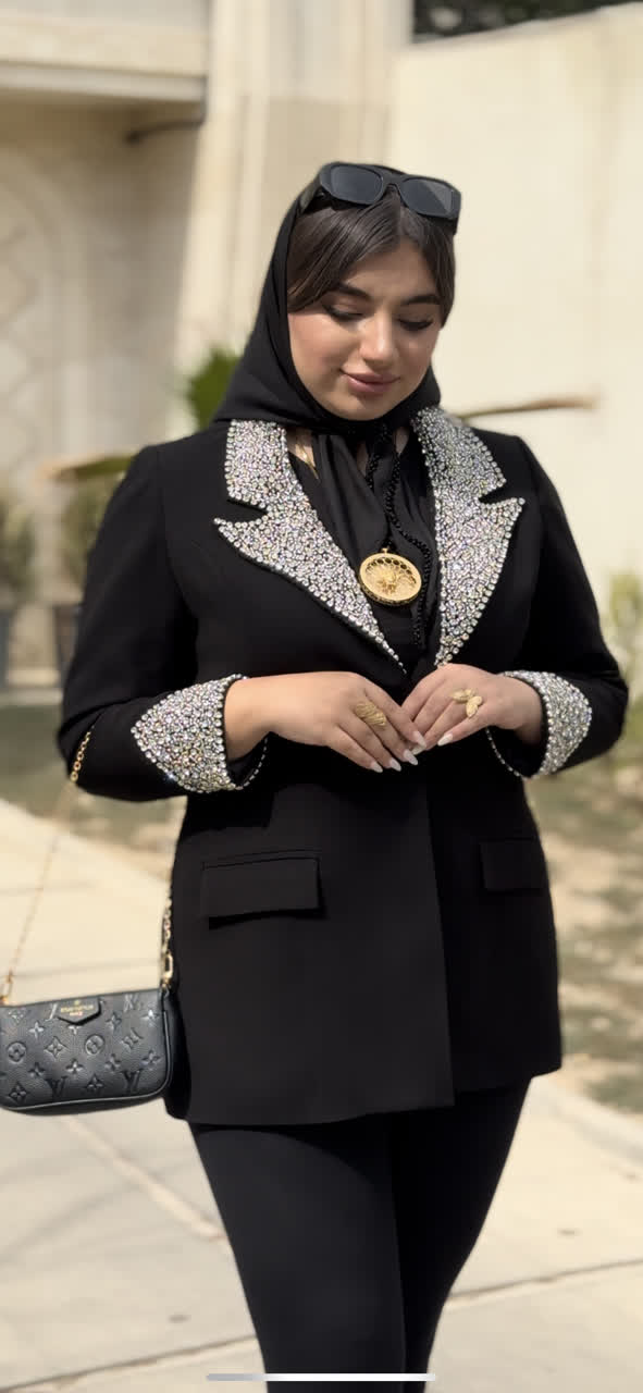 کت زنانه مجلسی یقه انگلیسی سنگ دوزی