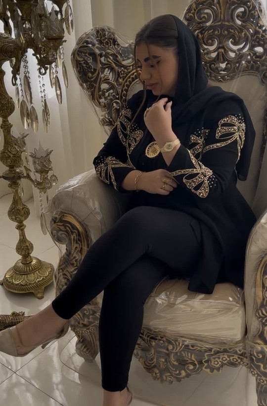 کت مزونی زنانه کرپ درجه یک باجواهردوزی طلایی